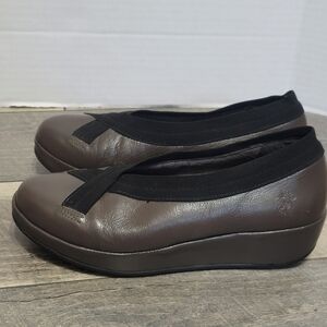 Fly London Women's Brown and Black Flats
